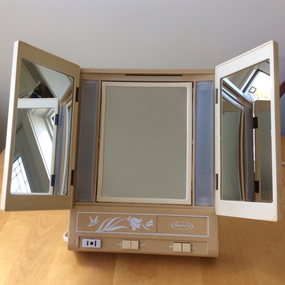 Vintage makeup vanity mirror - Picture 2 of 11